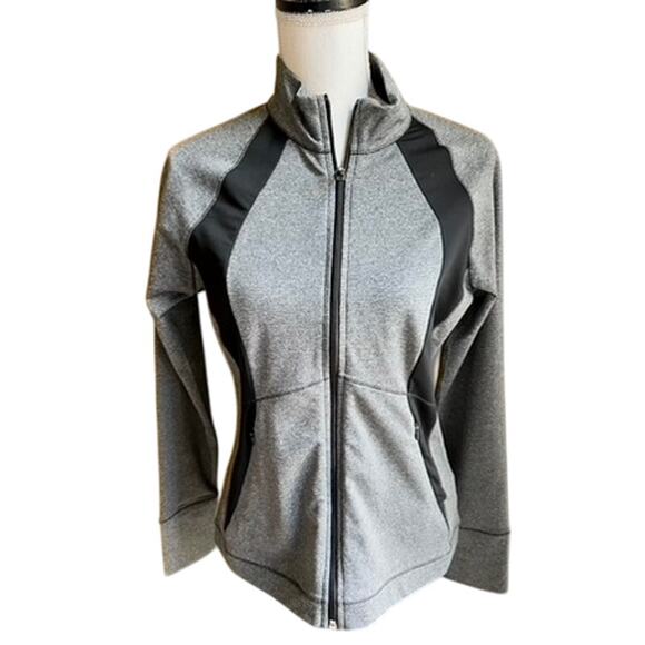 NWT Women's Cutter & Buck Golf Drytec 50+ gray jacket size M - Picture 1 of 4
